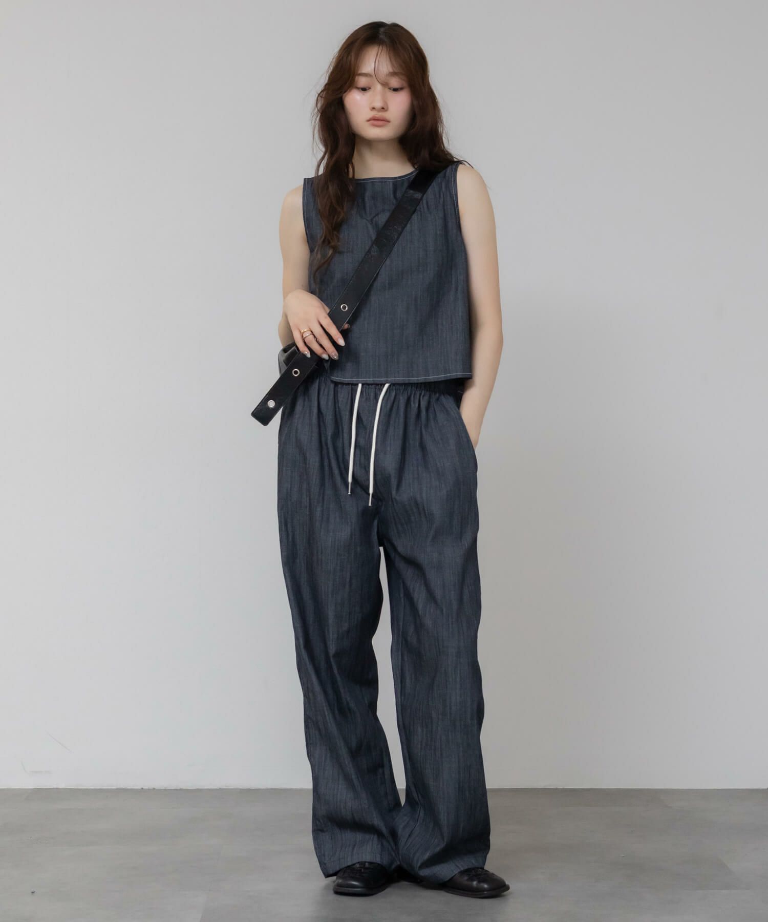 &&model：163cm　black&&　